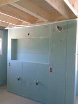 mit Doppelwaschbecken